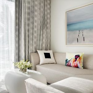 Luxury Second Floor Balcony Suite